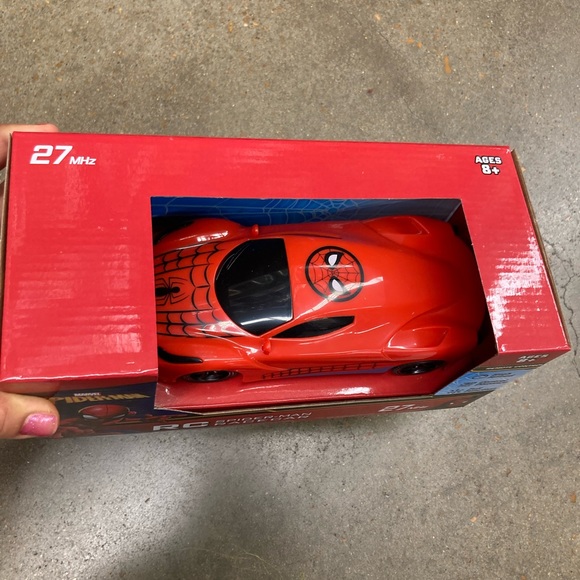 NWT Spider-Man Remote Control Race car - Picture 2 of 5